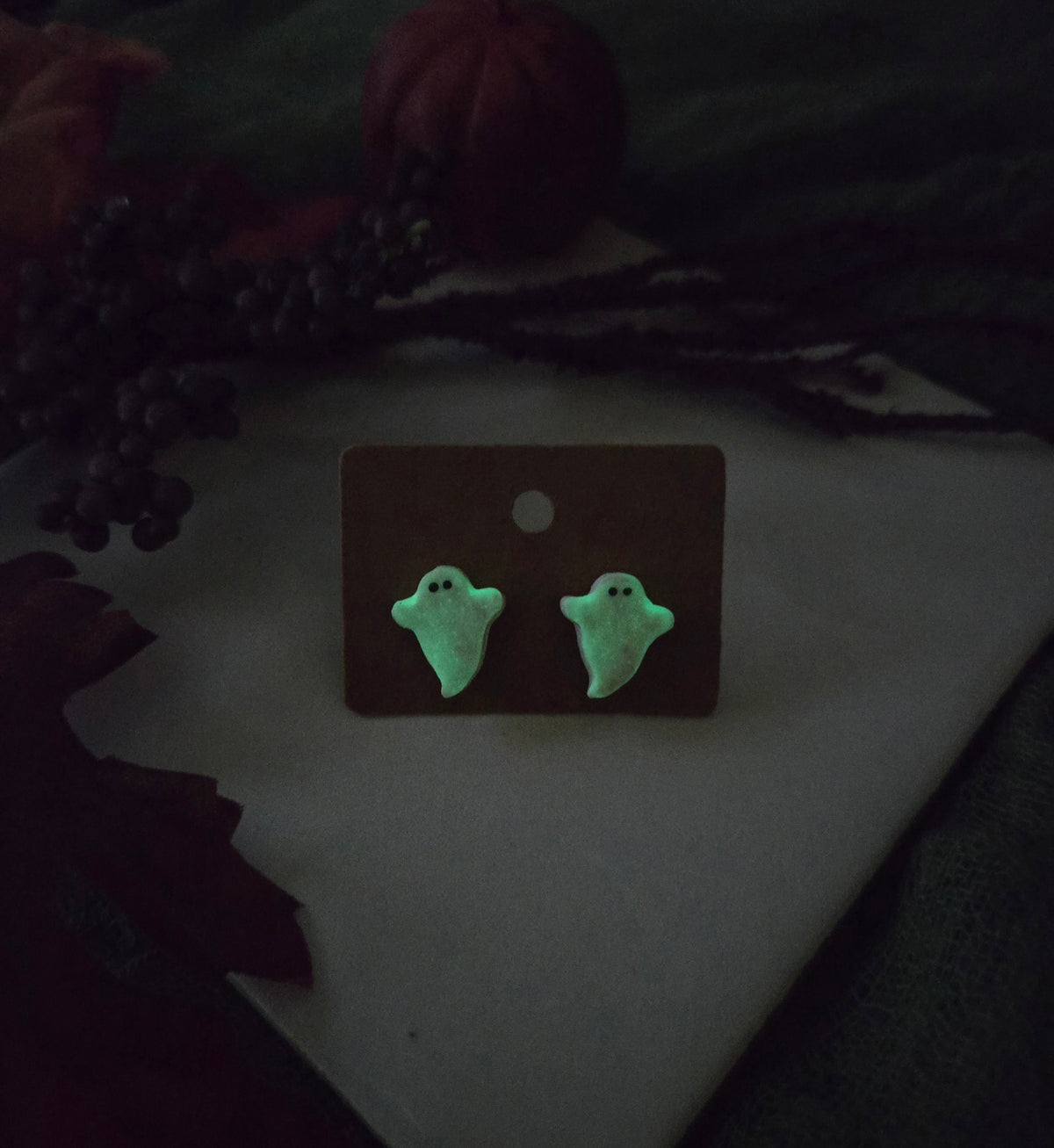 Glowing Ghosties