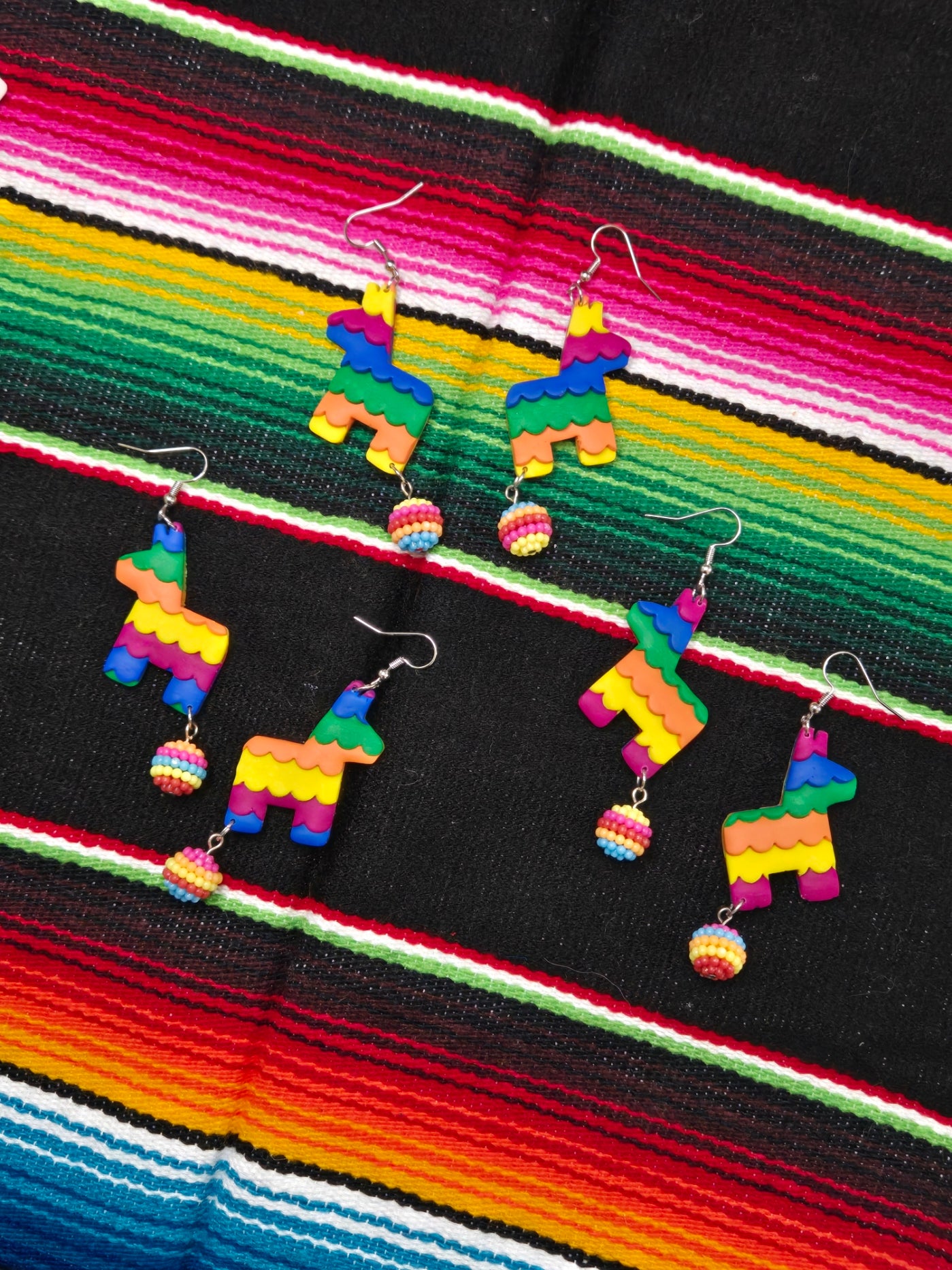 Fiesta Pop! Piñatas